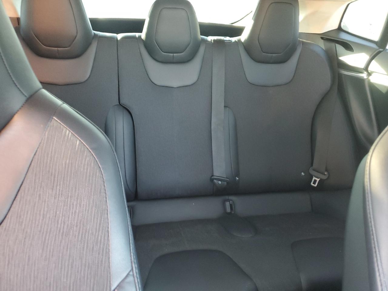 2016 Tesla Model S VIN: 5YJSA1E24GF120384 Lot: 93560685