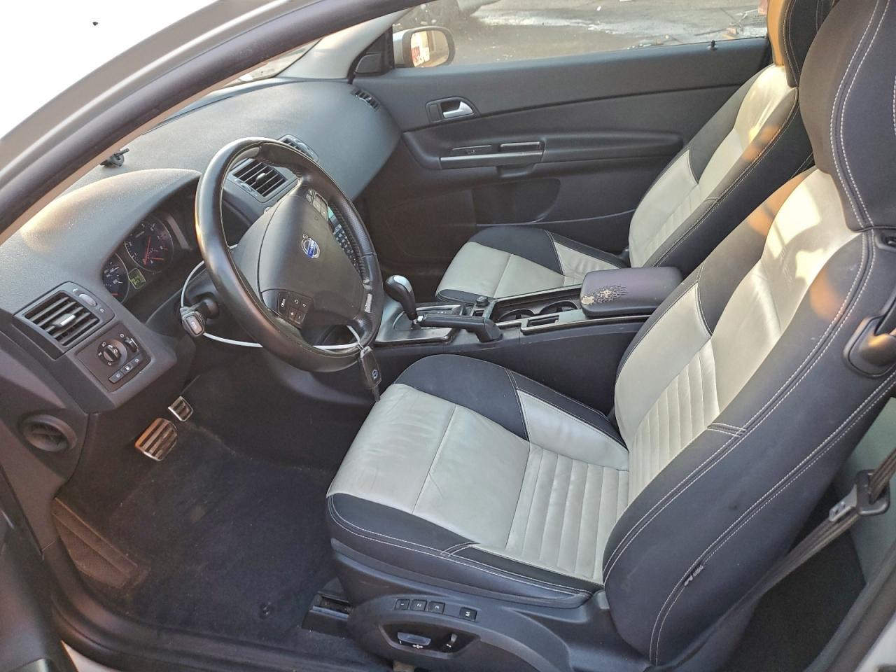 2011 Volvo C30 T5 VIN: YV1672MK0B2239188 Lot: 94183205