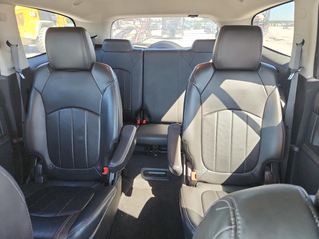 2015 Buick Enclave VIN: 5GAKRBKD4FJ135982 Lot: 90926795