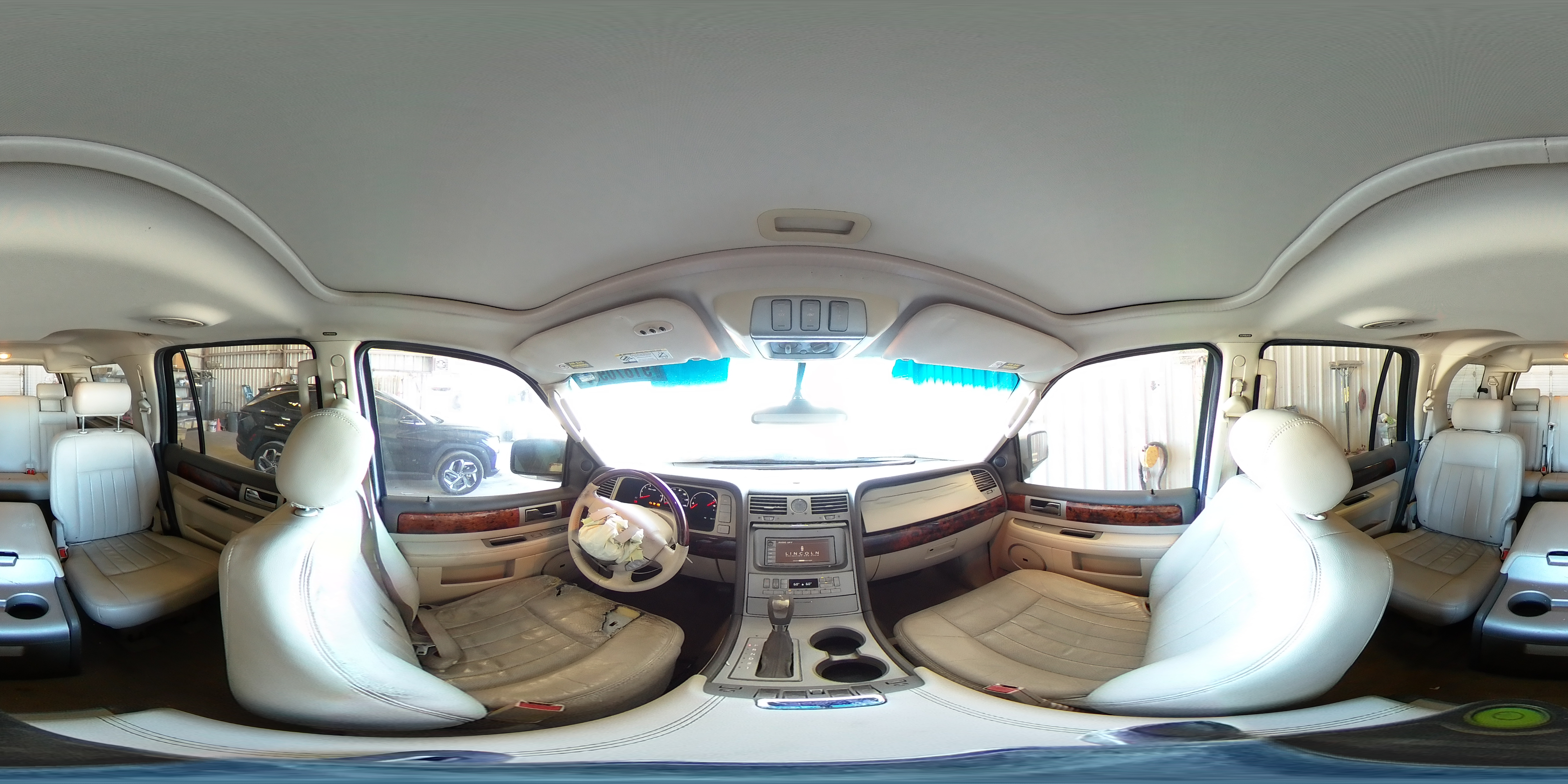 2004 Lincoln Navigator VIN: 5LMFU27RX4LJ20531 Lot: 91870985