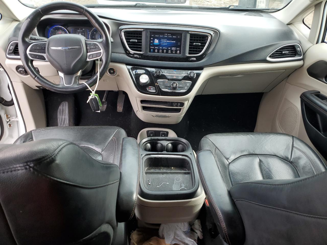 2020 Chrysler Pacifica Touring L VIN: 2C4RC1BG1LR112282 Lot: 93485755