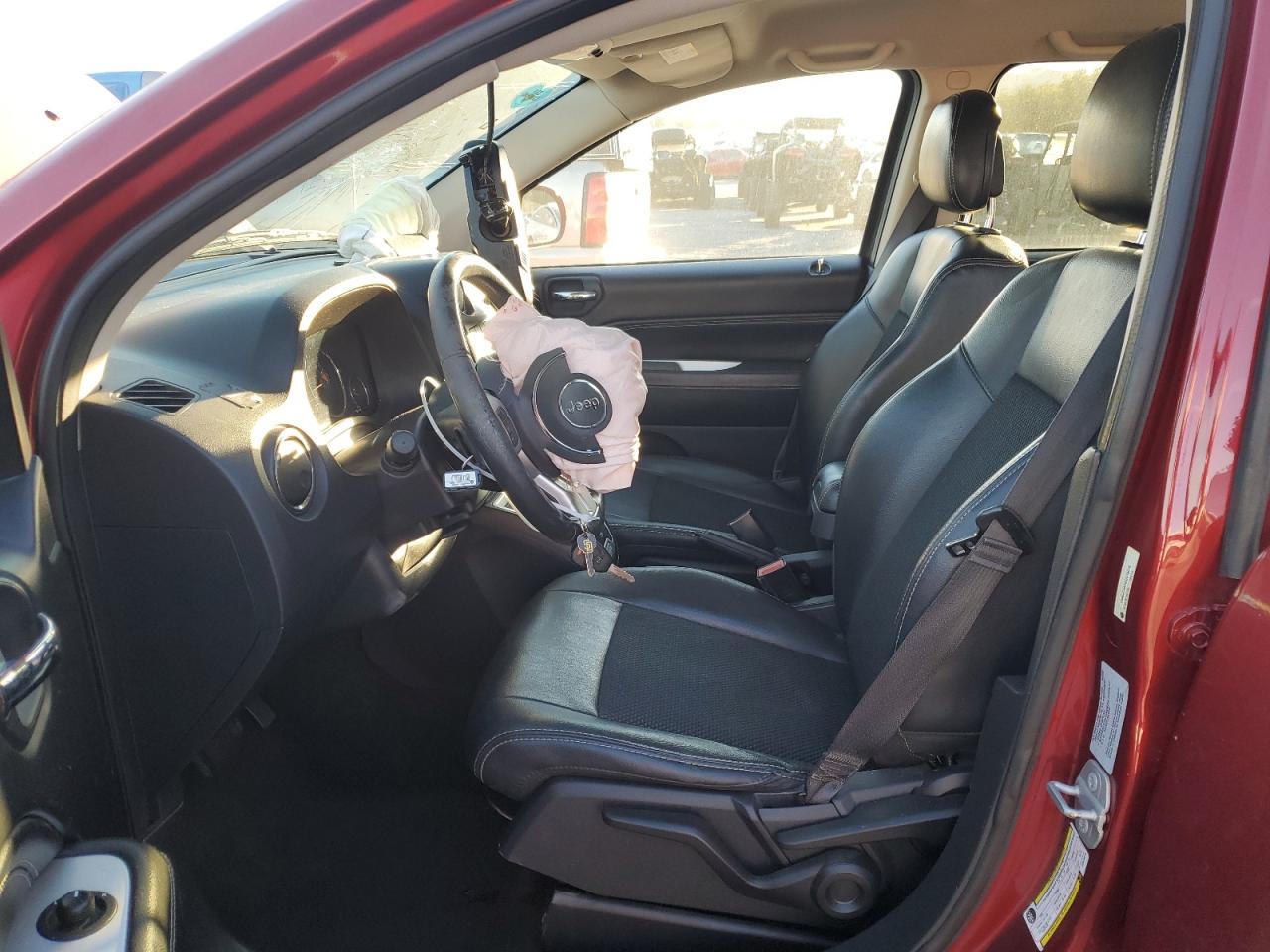 2016 Jeep Compass Latitude VIN: 1C4NJCEA9GD619978 Lot: 92174055