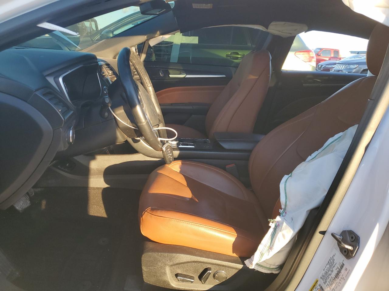 2019 Ford Fusion Titanium VIN: 3FA6P0SU8KR165728 Lot: 91252435