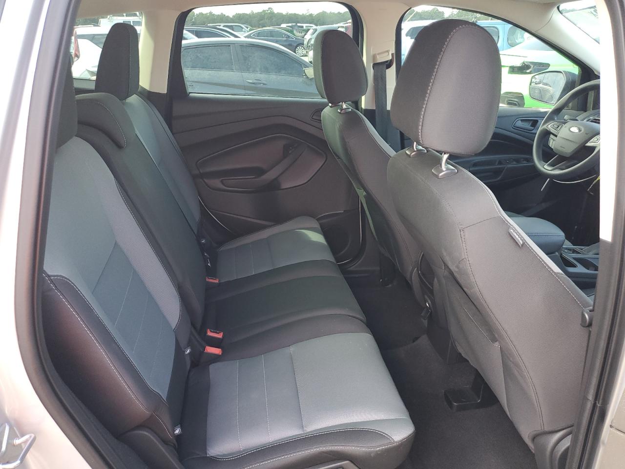 2017 Ford Escape S VIN: 1FMCU0F76HUB37126 Lot: 91829365