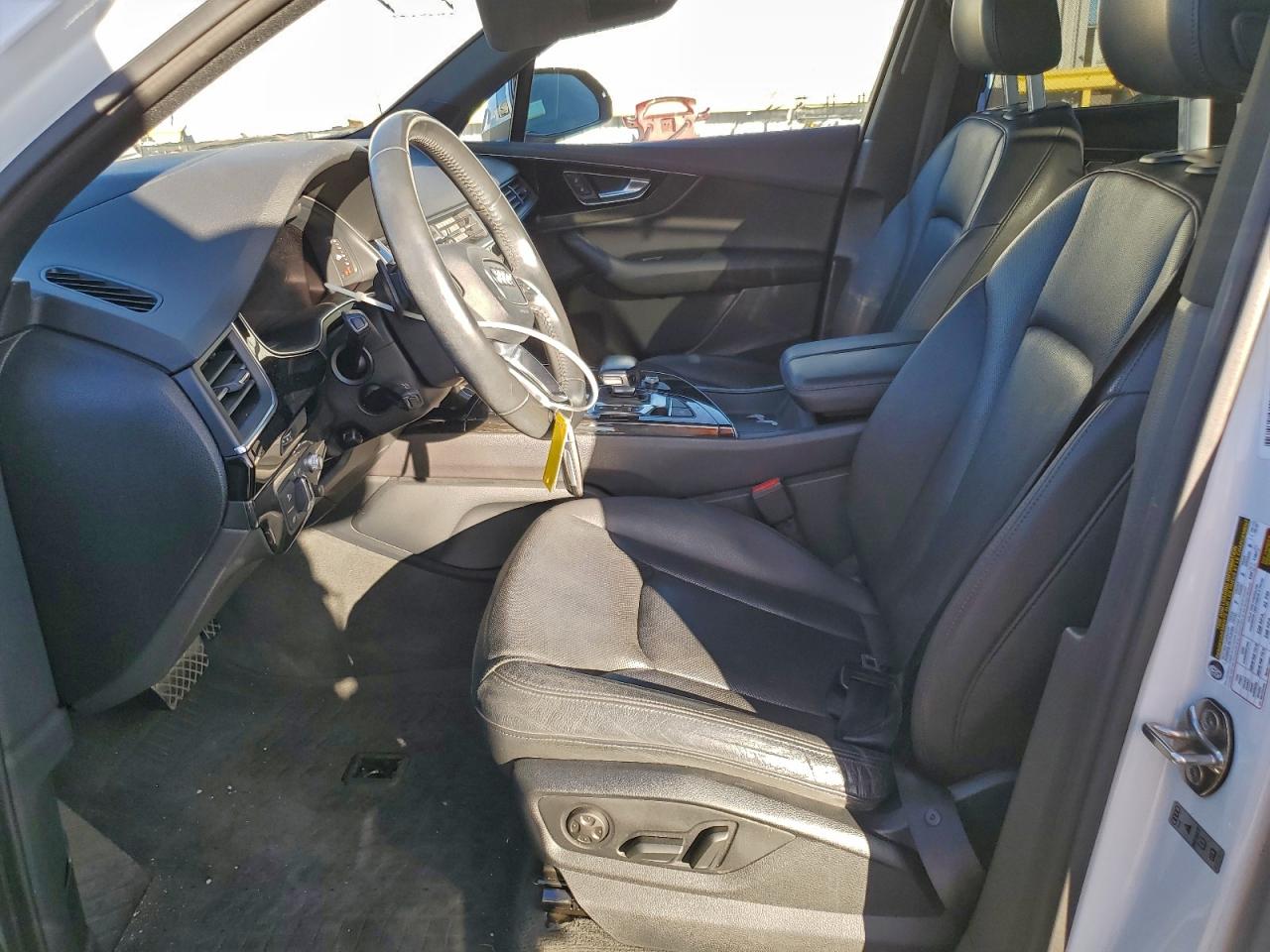 2017 Audi Q7 Prestige VIN: WA1VAAF79HD057308 Lot: 91740195