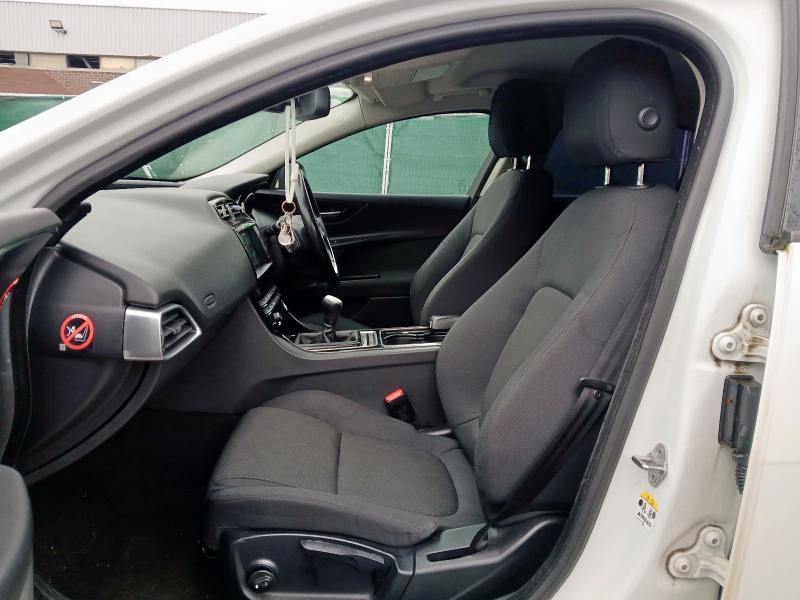 2015 JAGUAR XE 2.0D [180] SE 4DR