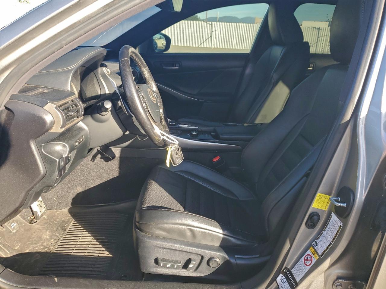 2017 Lexus Is 200T VIN: JTHBA1D28H5048057 Lot: 93325015