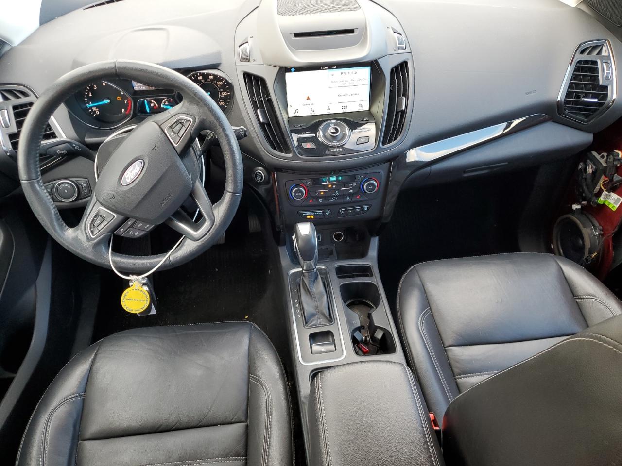 2018 Ford Escape Titanium VIN: 1FMCU9J90JUC49522 Lot: 92949185