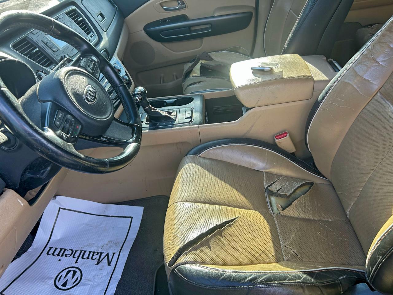 Фото: KNDMB5C17G6210146