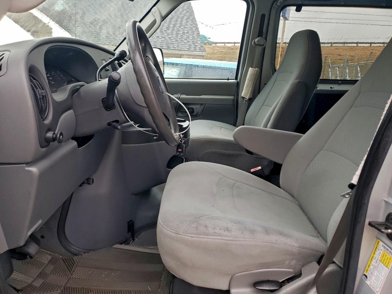 2008 Ford Econoline E250 Van VIN: 1FTNS24L68DA52737 Lot: 93914135