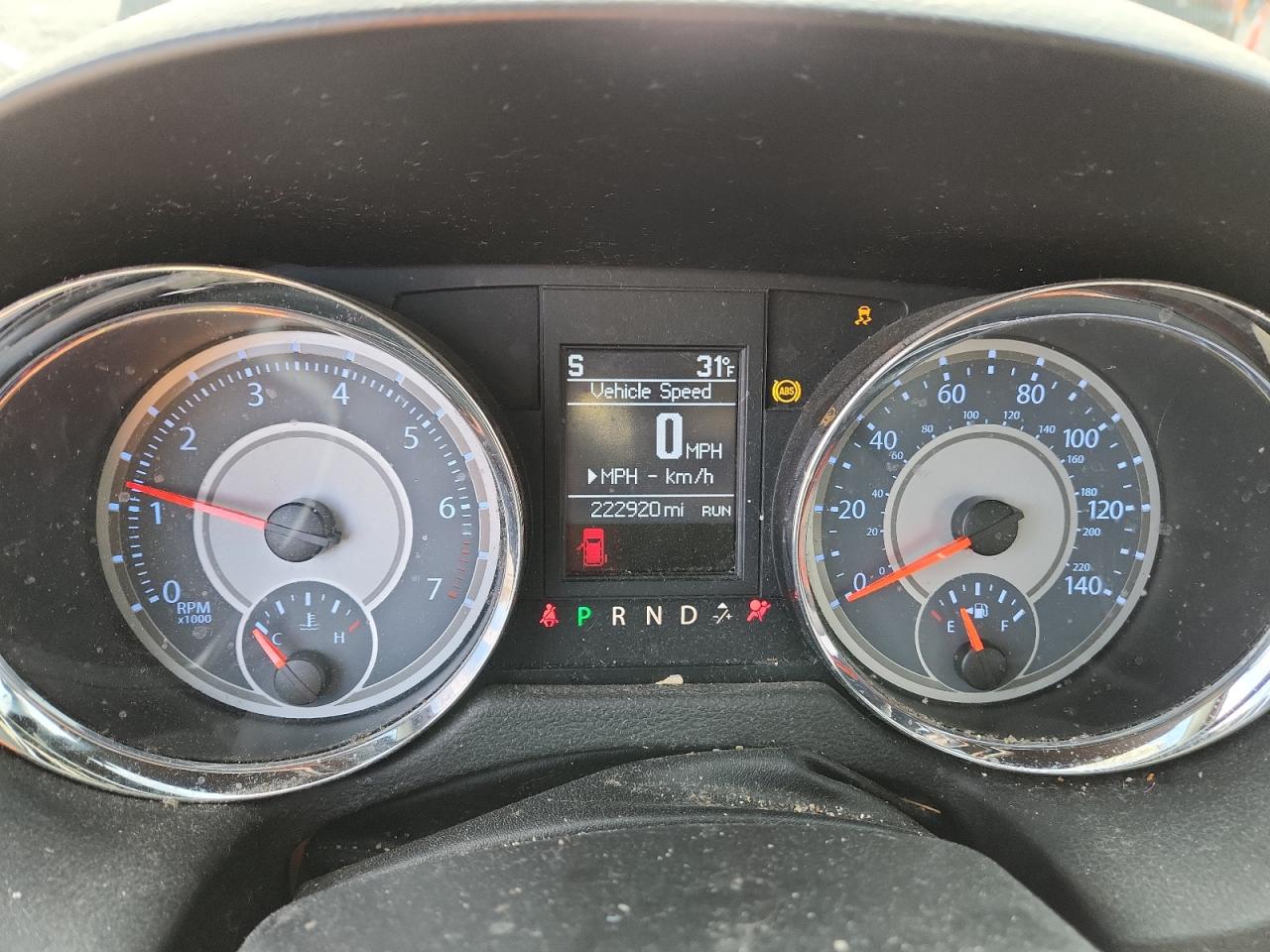 2015 Chrysler Town & Country S VIN: 2C4RC1HG2FR554659 Lot: 92902365