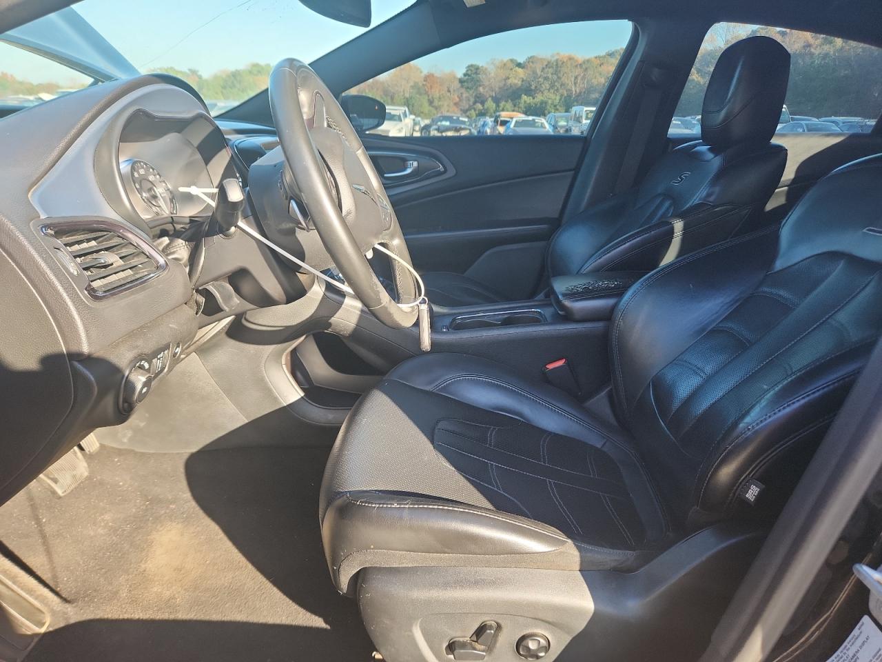 2016 Chrysler 200 S VIN: 1C3CCCBB8GN163002 Lot: 91741855