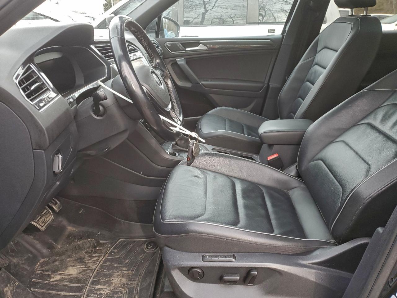2018 Volkswagen Tiguan Sel Premium VIN: 3VV4B7AX7JM204259 Lot: 90053585