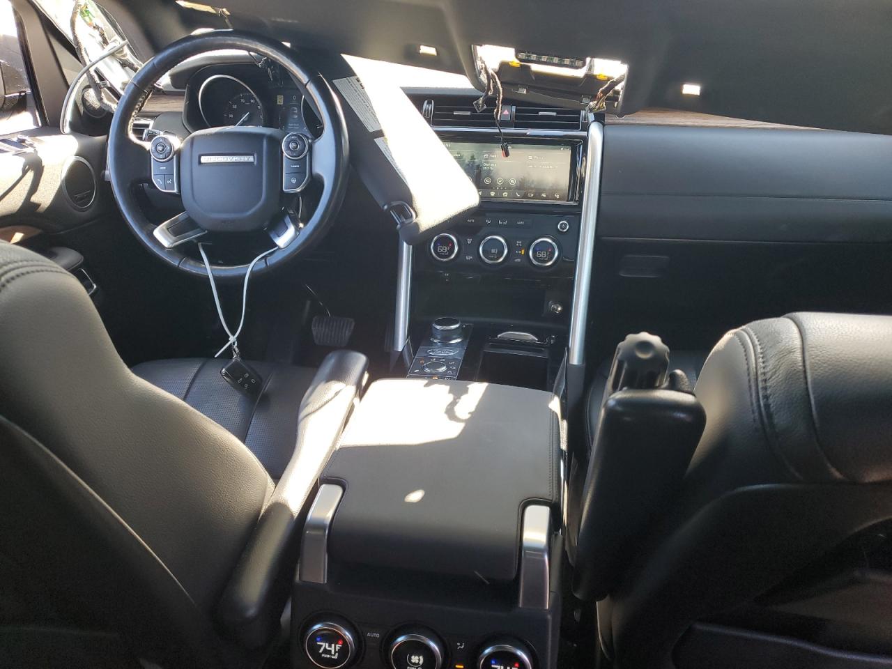 2017 Land Rover Discovery Hse VIN: SALRRBBV6HA046691 Lot: 90867305