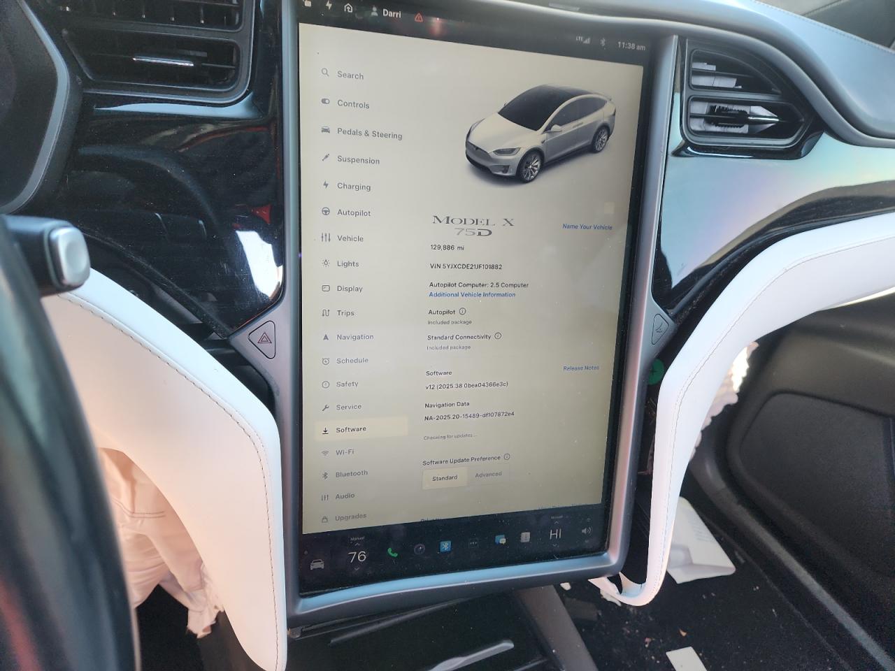 2018 Tesla Model X VIN: 5YJXCDE21JF101882 Lot: 92104005