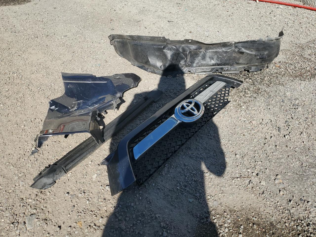 2011 Toyota 4Runner Sr5 VIN: JTEZU5JR2B5022749 Lot: 90722305