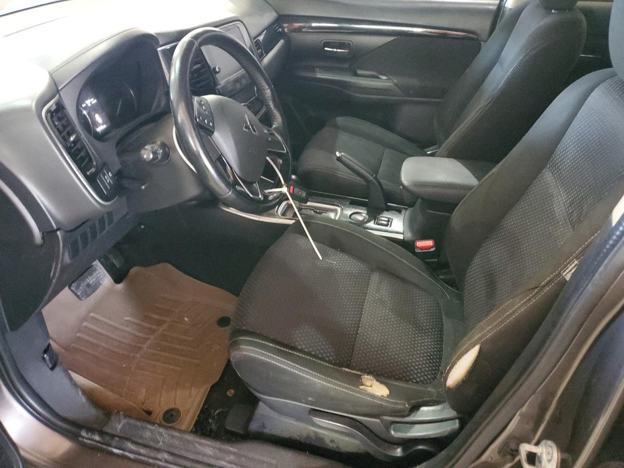 2017 Mitsubishi Outlander Se VIN: JA4AD3A3XHZ050070 Lot: 92250435