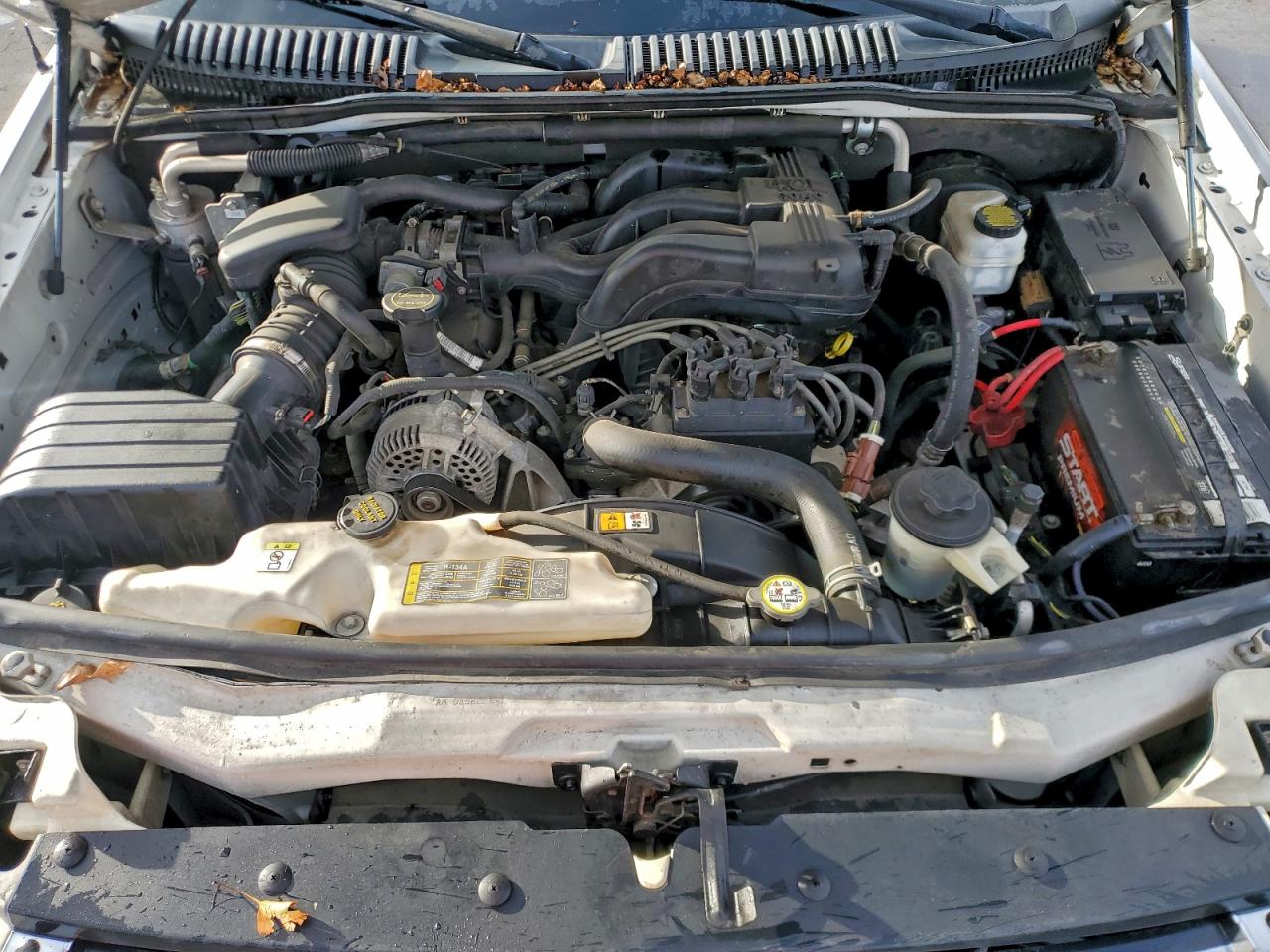 2008 Ford Explorer Xlt VIN: 1FMEU63E28UA83998 Lot: 94272005