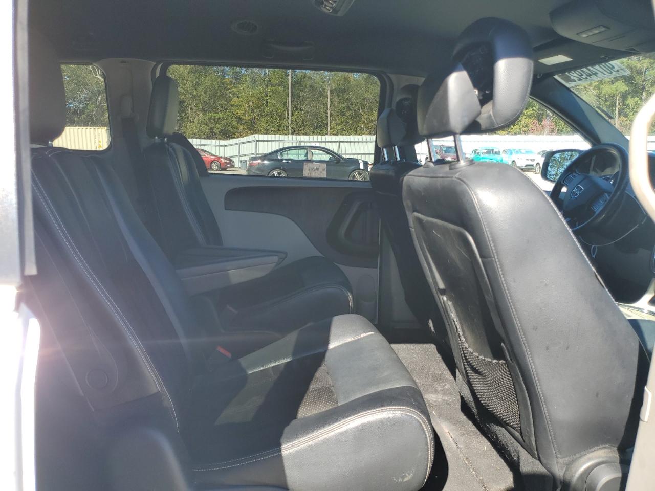 2017 Dodge Grand Caravan Sxt VIN: 2C4RDGCG8HR789190 Lot: 90744925