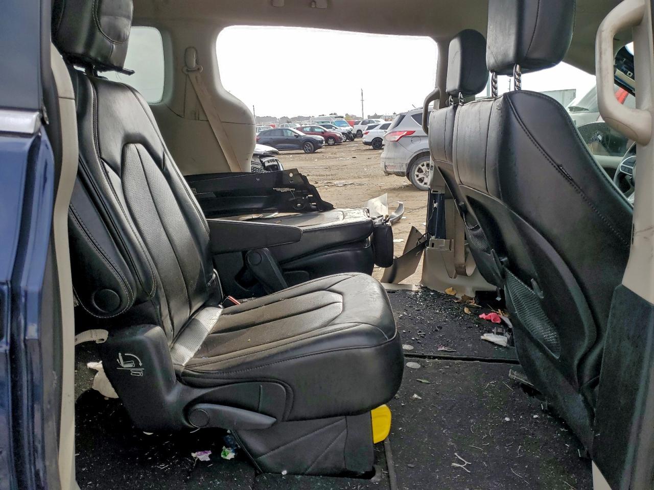 2020 Chrysler Voyager Lxi VIN: 2C4RC1DG2LR163688 Lot: 91915925