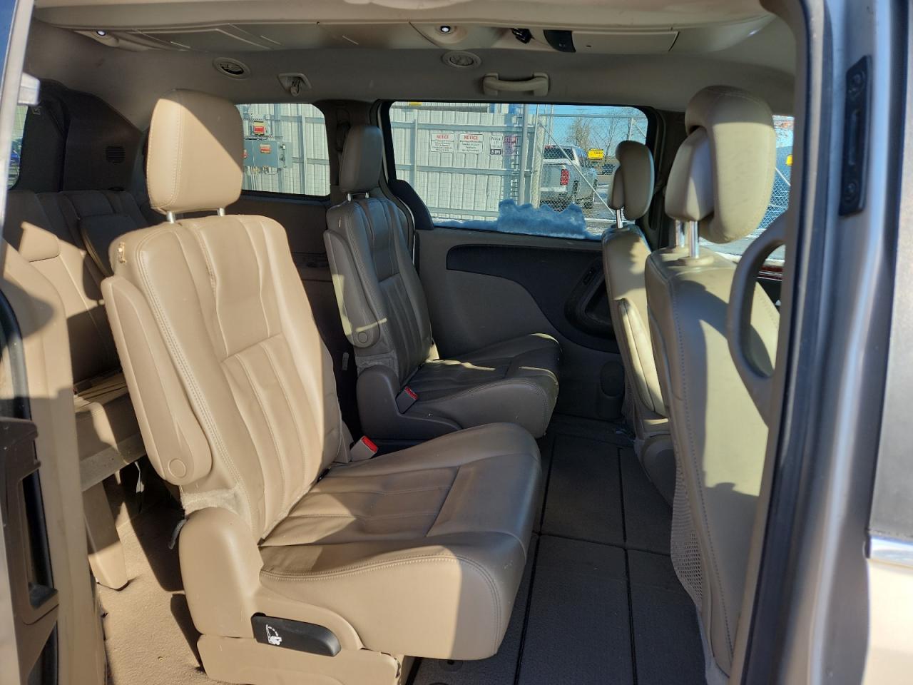 2013 Chrysler Town & Country Touring VIN: 2C4RC1BG4DR614382 Lot: 92178325