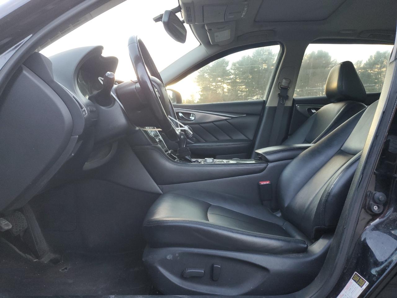 2015 Infiniti Q50 Base VIN: JN1BV7ARXFM422233 Lot: 92949855