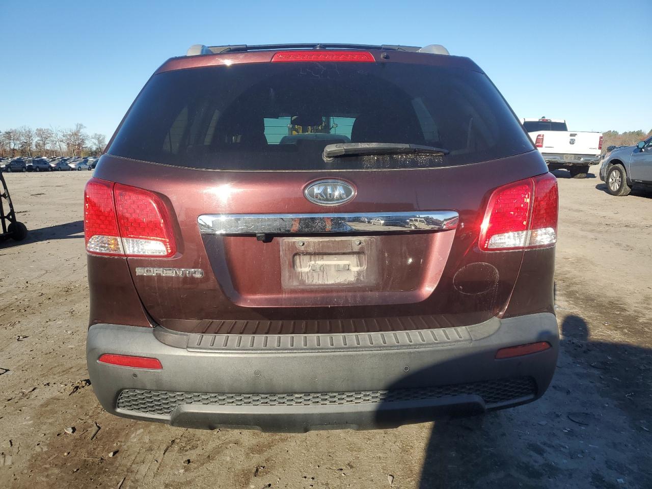 2012 Kia Sorento Base VIN: 5XYKT4A23CG298503 Lot: 92988575