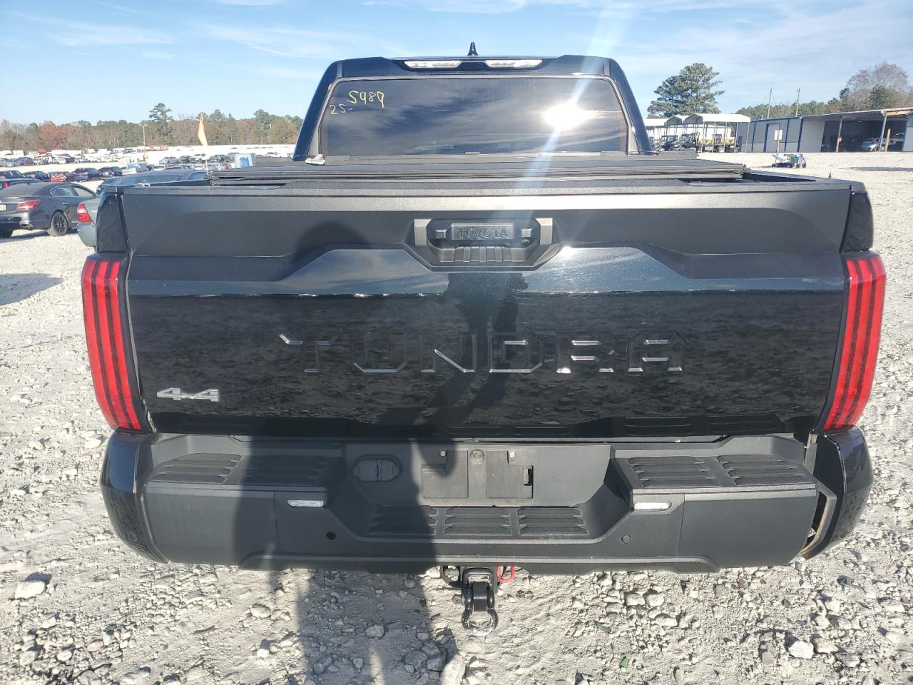 2022 Toyota Tundra Crewmax Sr VIN: 5TFLA5DB8NX048105 Lot: 93012625