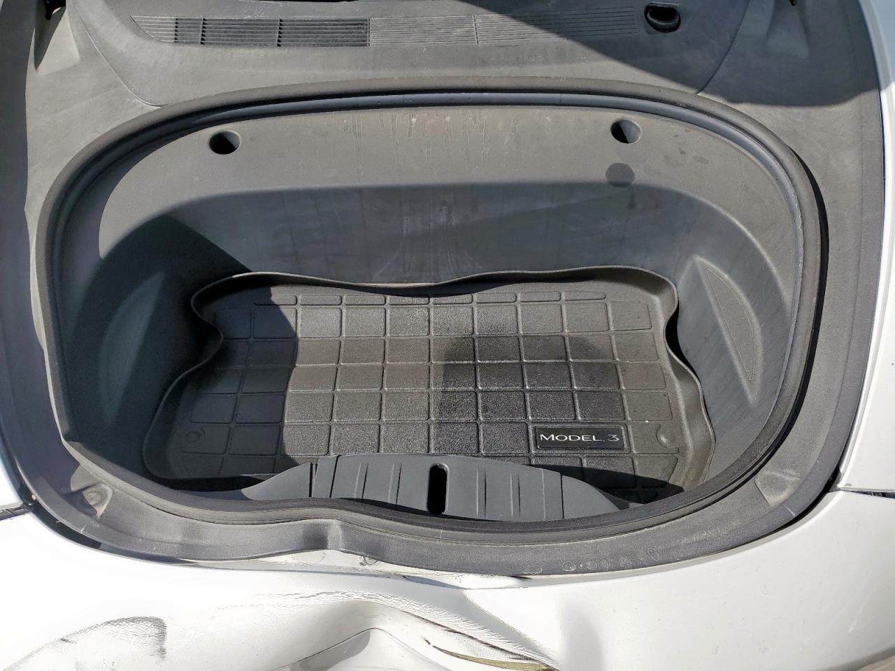 2020 Tesla Model 3 VIN: 5YJ3E1EB1LF801492 Lot: 93210525