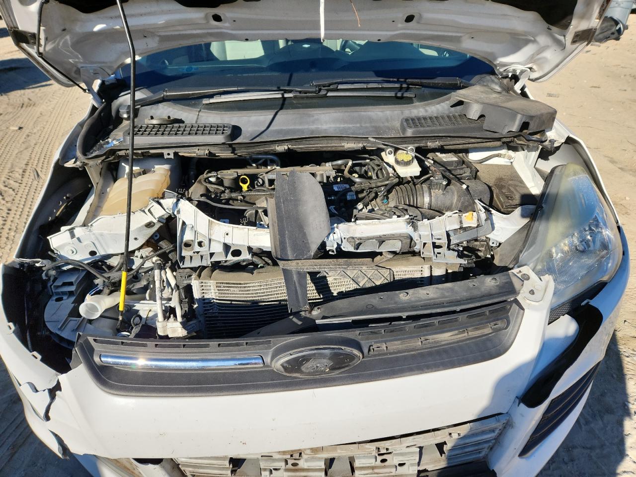 2015 Ford Escape Se VIN: 1FMCU0G73FUC21335 Lot: 92452115