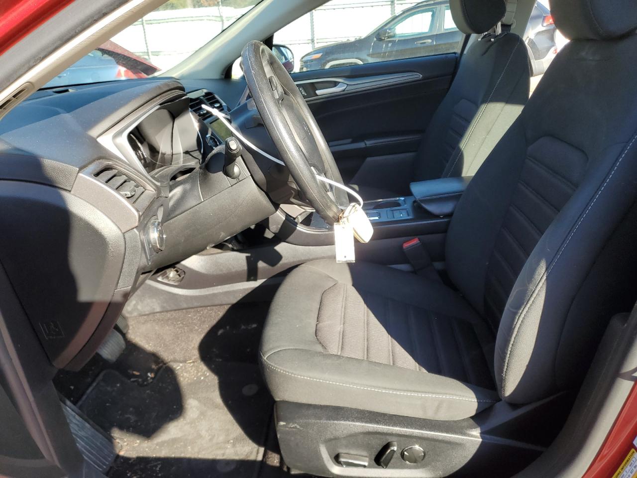 2020 Ford Fusion Se VIN: 3FA6P0LU2LR222246 Lot: 93296905