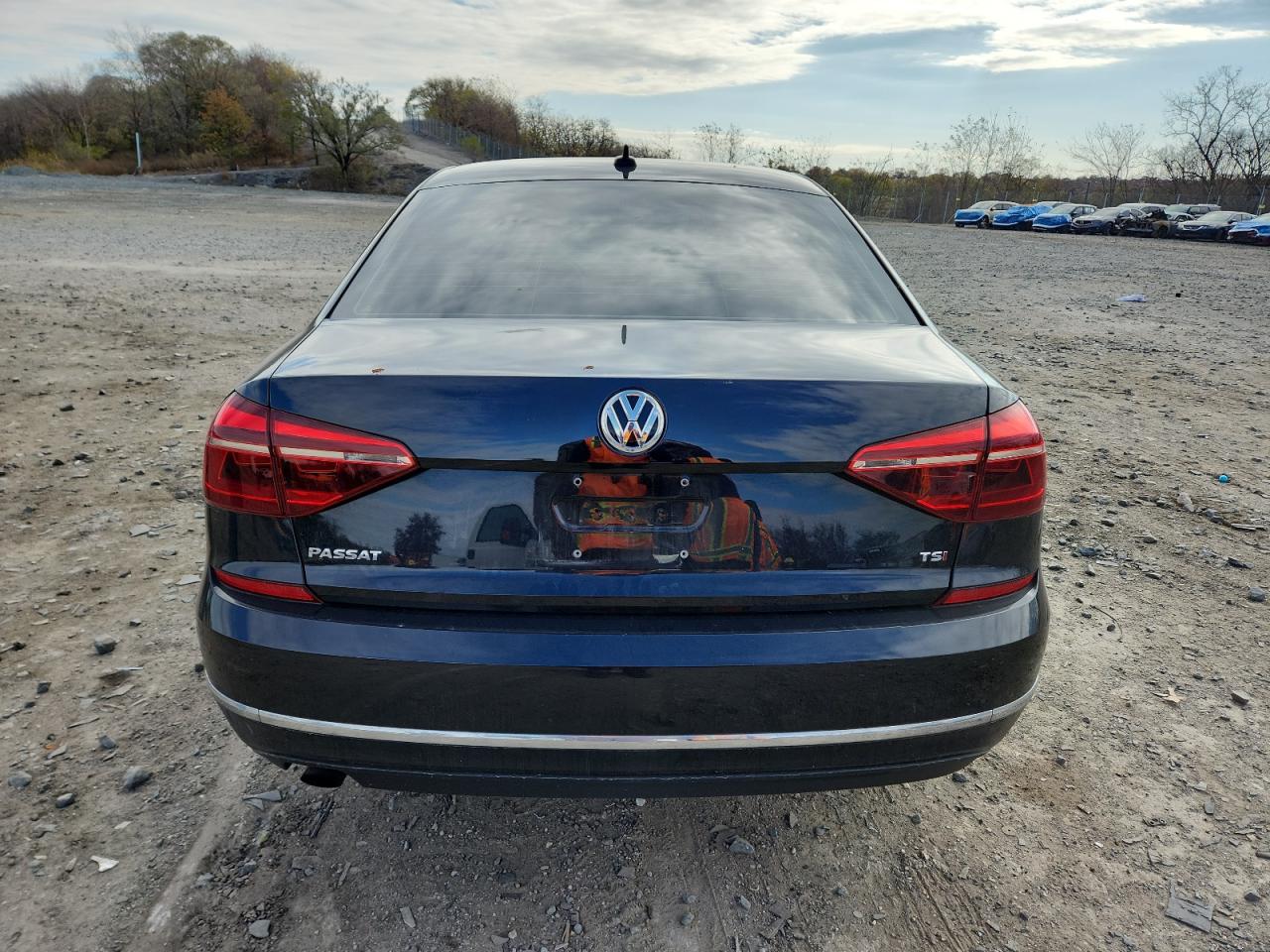 2019 Volkswagen Passat Wolfsburg VIN: 1VWLA7A31KC004049 Lot: 92698955