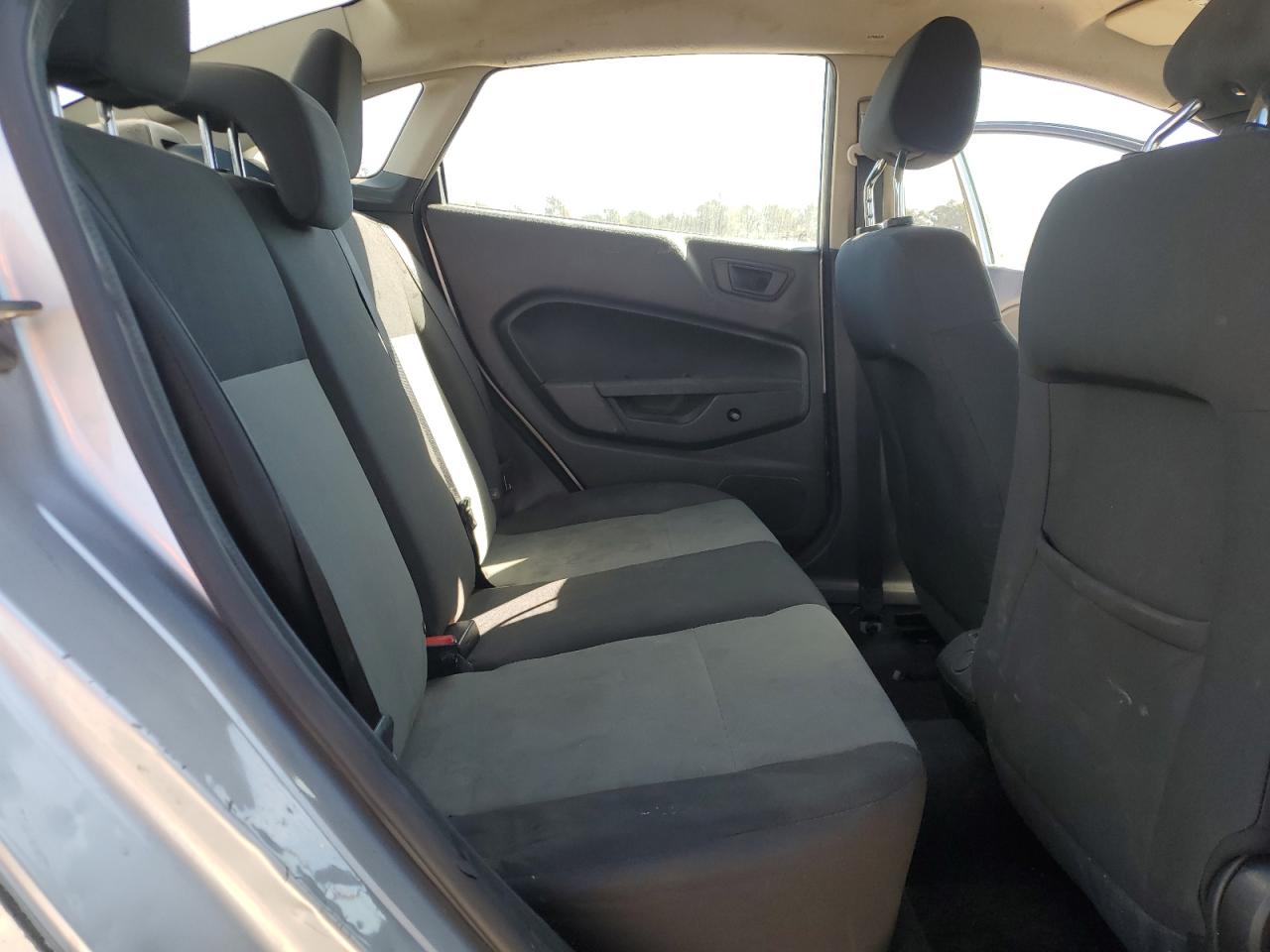 2019 Ford Fiesta S VIN: 3FADP4AJ4KM131546 Lot: 91224255