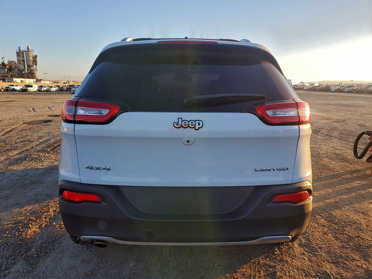 2016 Jeep Cherokee Limited VIN: 1C4PJMDB6GW353851 Lot: 93966415