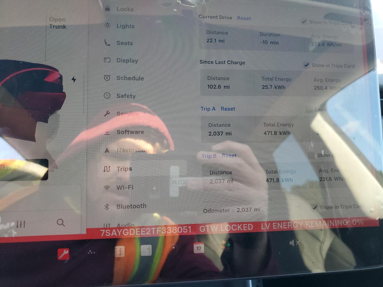 2026 Tesla Model Y VIN: 7SAYGDEE2TF338051 Lot: 92459685