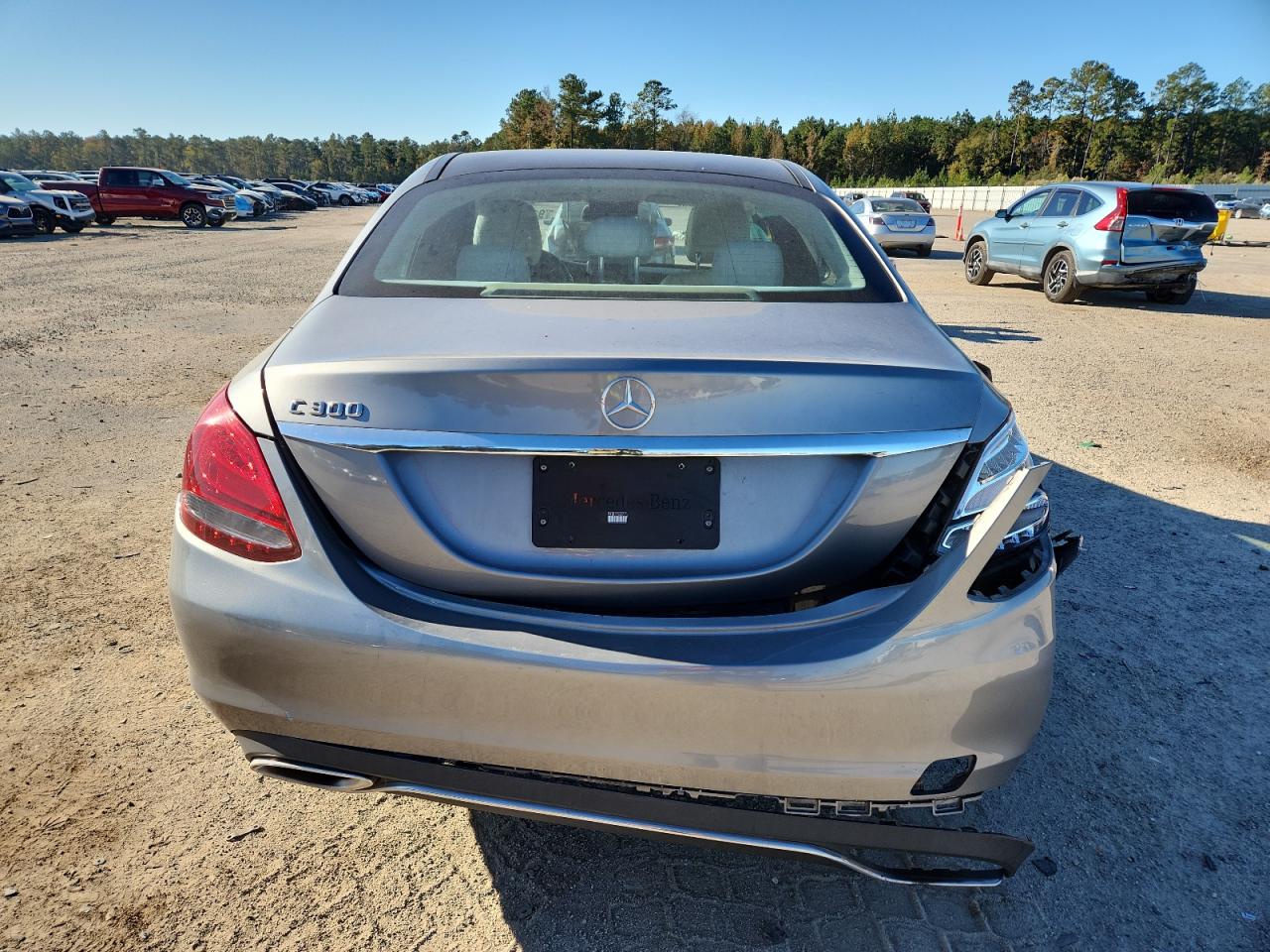 2015 Mercedes-Benz C 300 VIN: 55SWF4JB1FU077159 Lot: 91907895