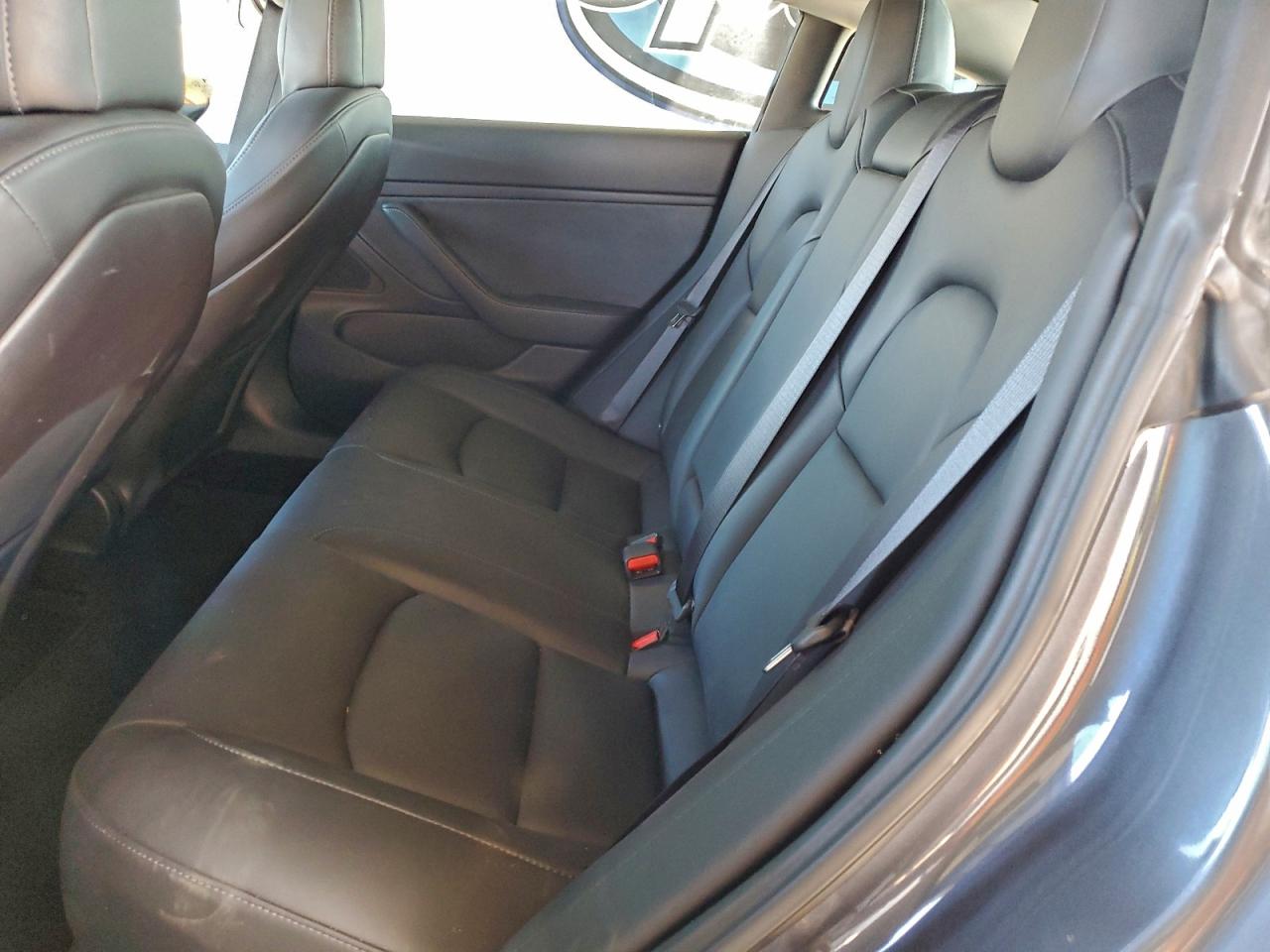 2018 Tesla Model 3 VIN: 5YJ3E1EA3JF158888 Lot: 94752445