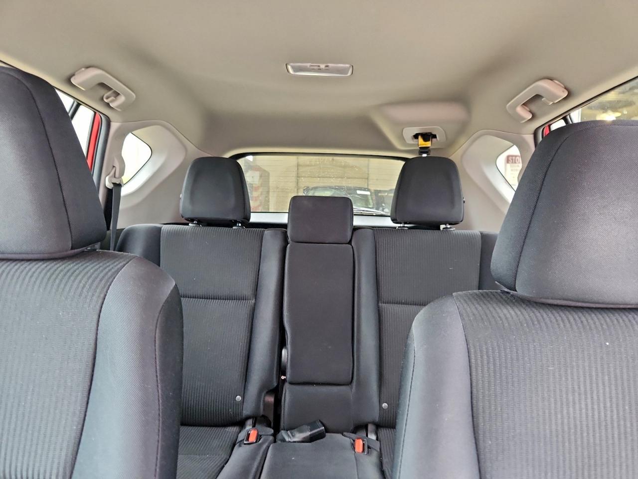 2017 Toyota Rav4 Le VIN: 2T3BFREV1HW547852 Lot: 93501455