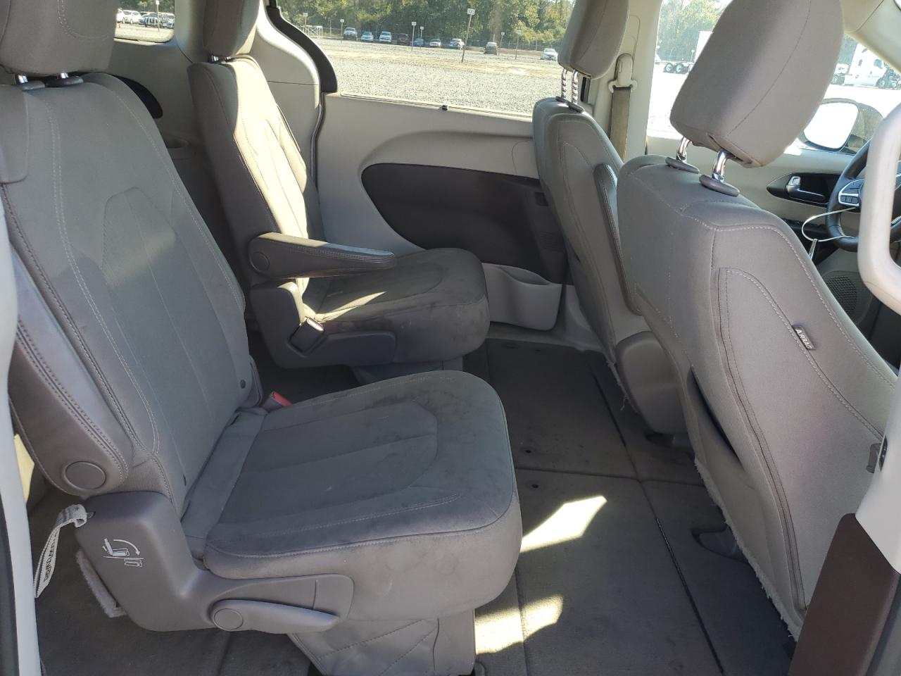 2017 Chrysler Pacifica Touring L VIN: 2C4RC1BG4HR753286 Lot: 91187345