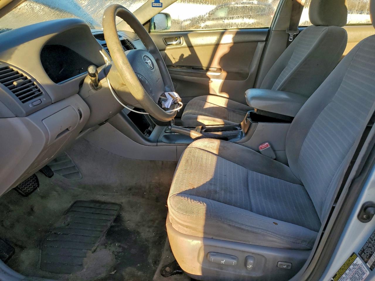 2006 Toyota Camry Le VIN: 4T1BE30K76U665083 Lot: 93529835