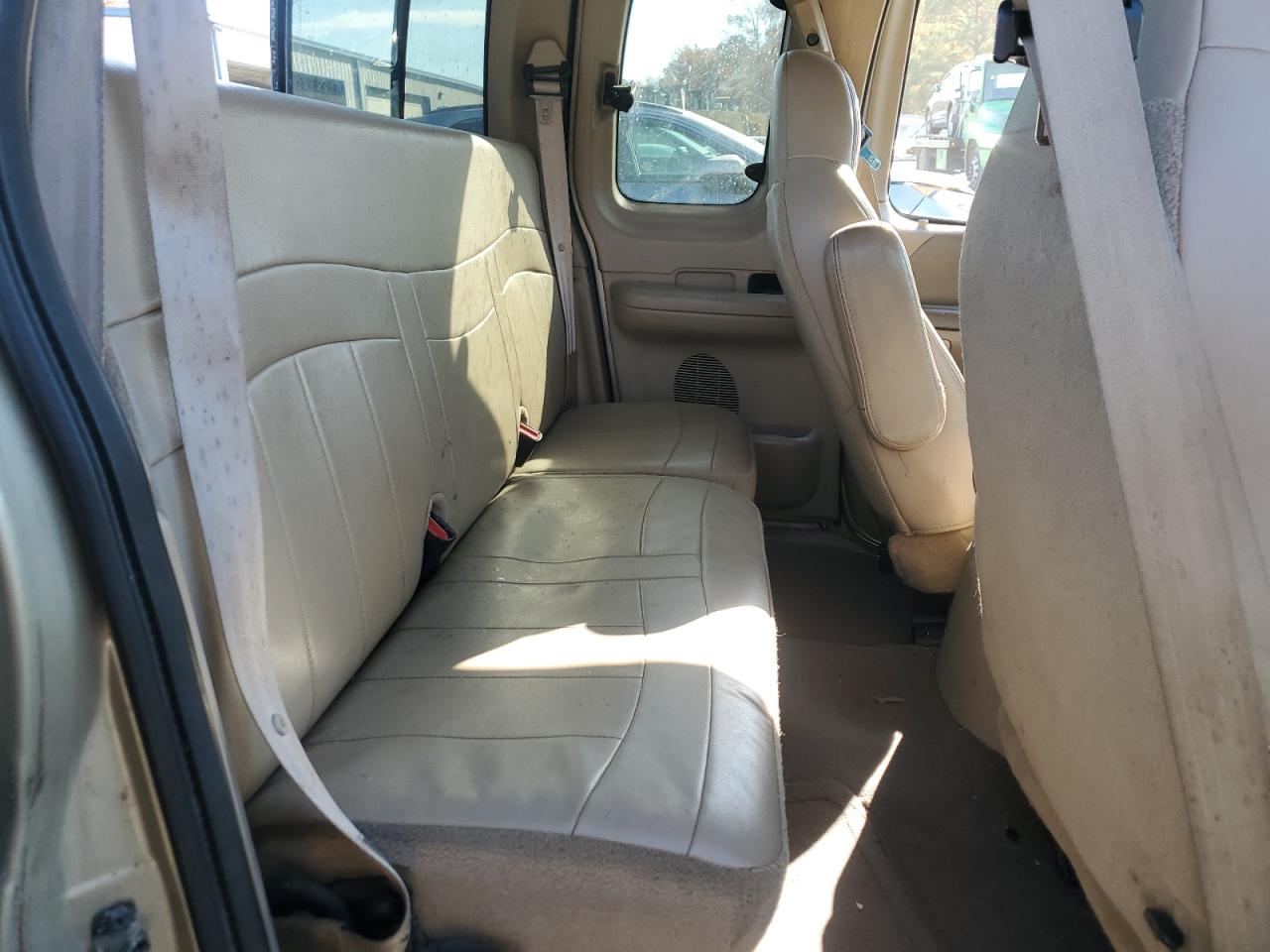 2000 Ford F150 VIN: 1FTRX18LXYNB56178 Lot: 91994695