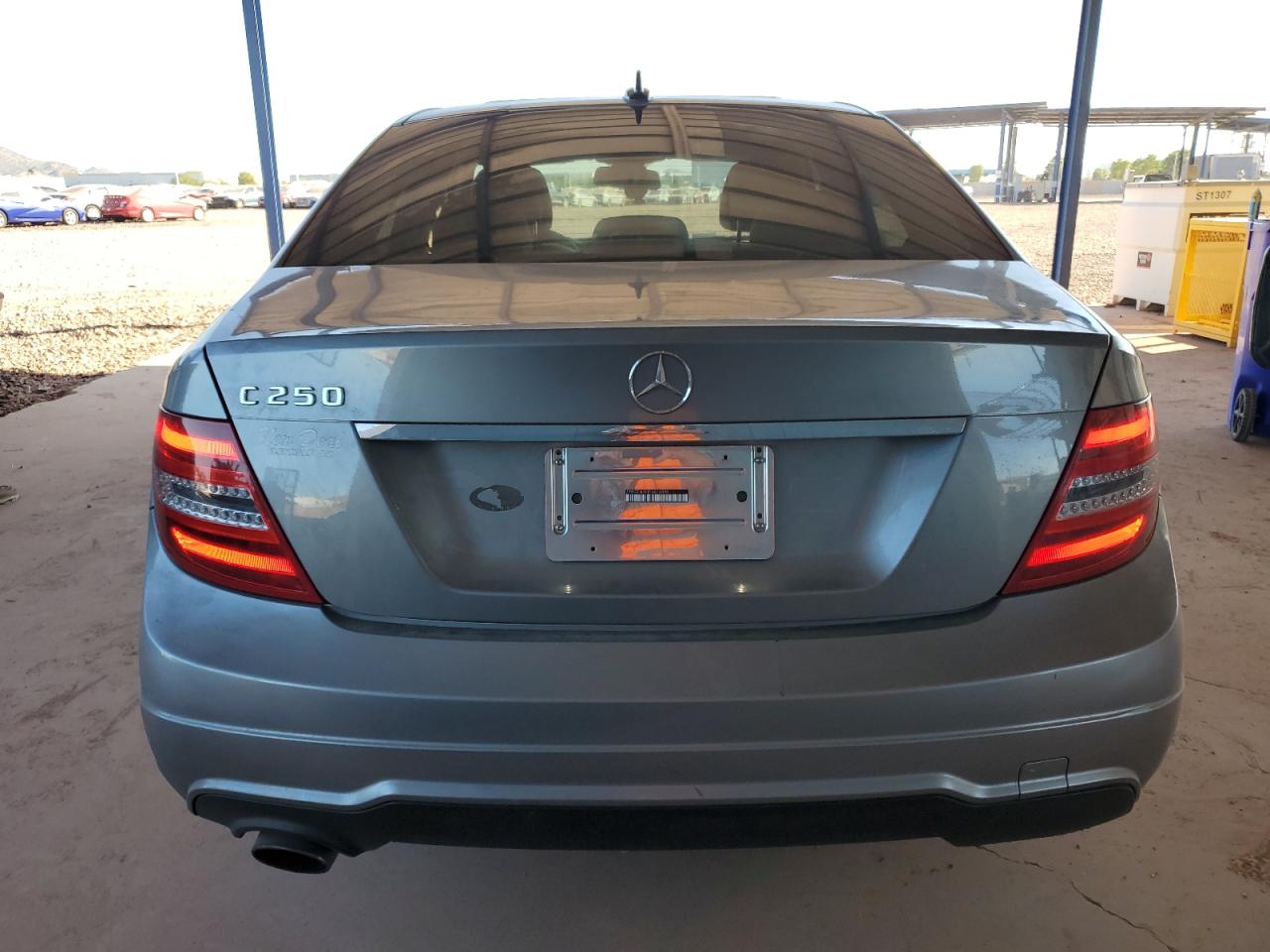 2013 Mercedes-Benz C 250 VIN: WDDGF4HB0DA816030 Lot: 90843685