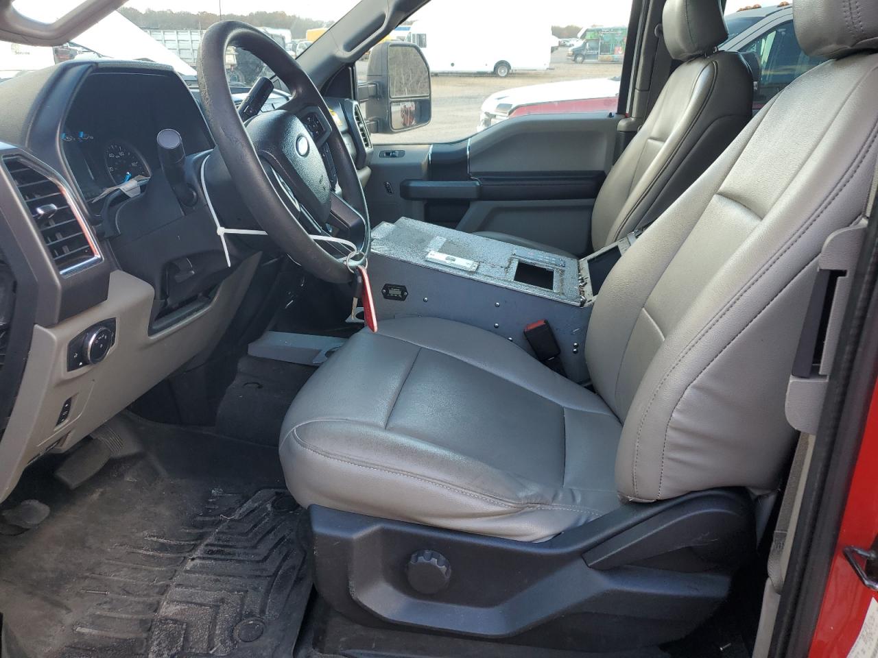 2017 Ford F550 Super Duty VIN: 1FD0X5HT8HEC91221 Lot: 91937395