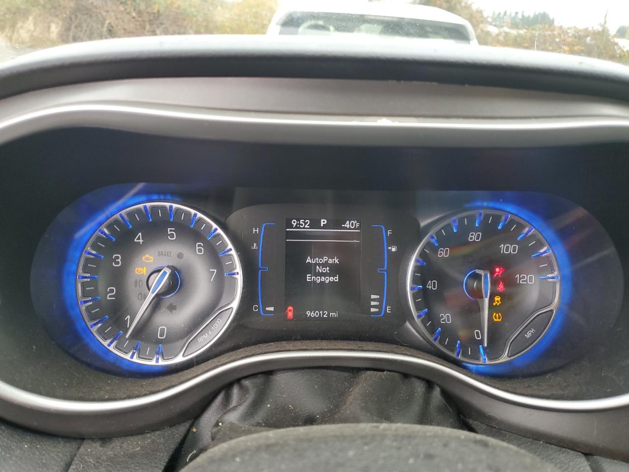 2020 Chrysler Pacifica Touring L VIN: 2C4RC1BG4LR133661 Lot: 69137955