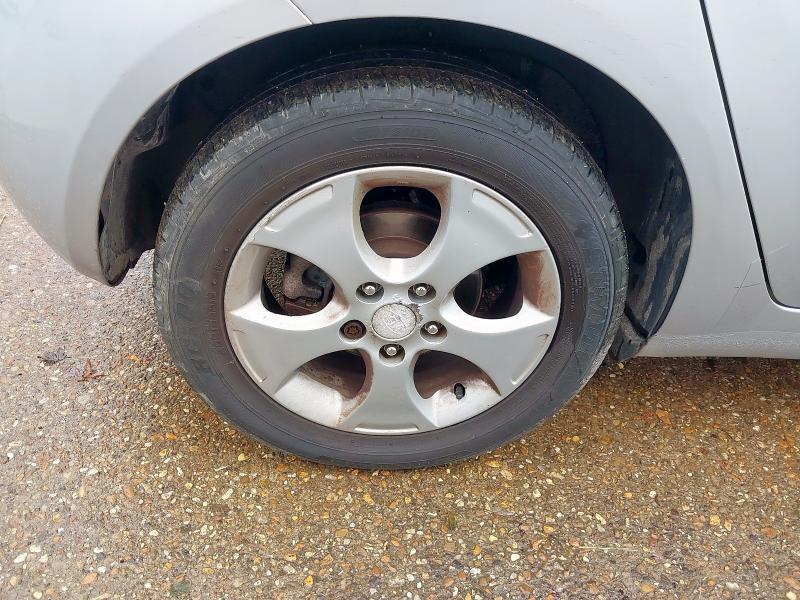 2010 KIA VENGA 1.6 2 5DR AUTO