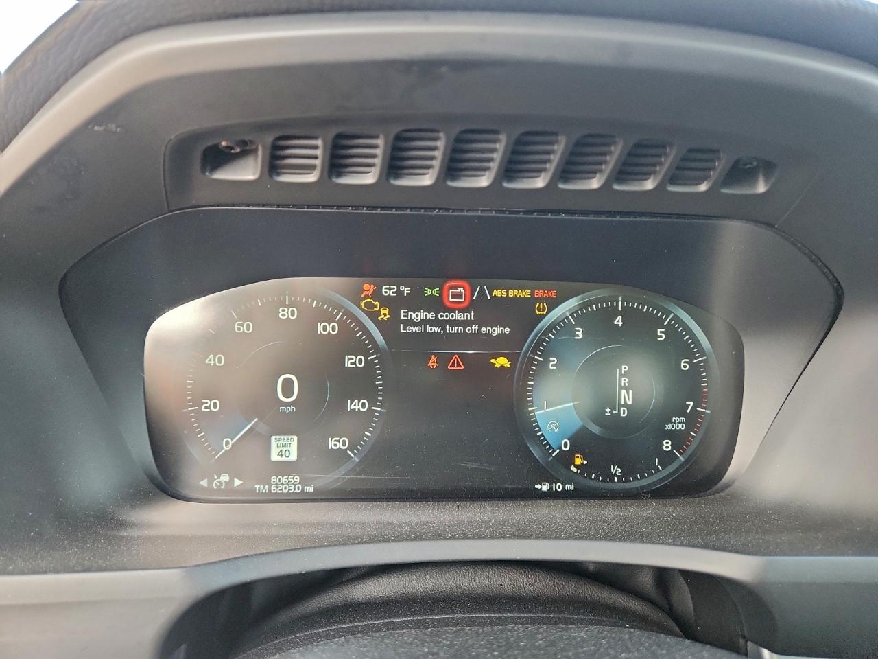 2018 Volvo Xc90 T5 VIN: YV4102PK8J1350721 Lot: 92752705