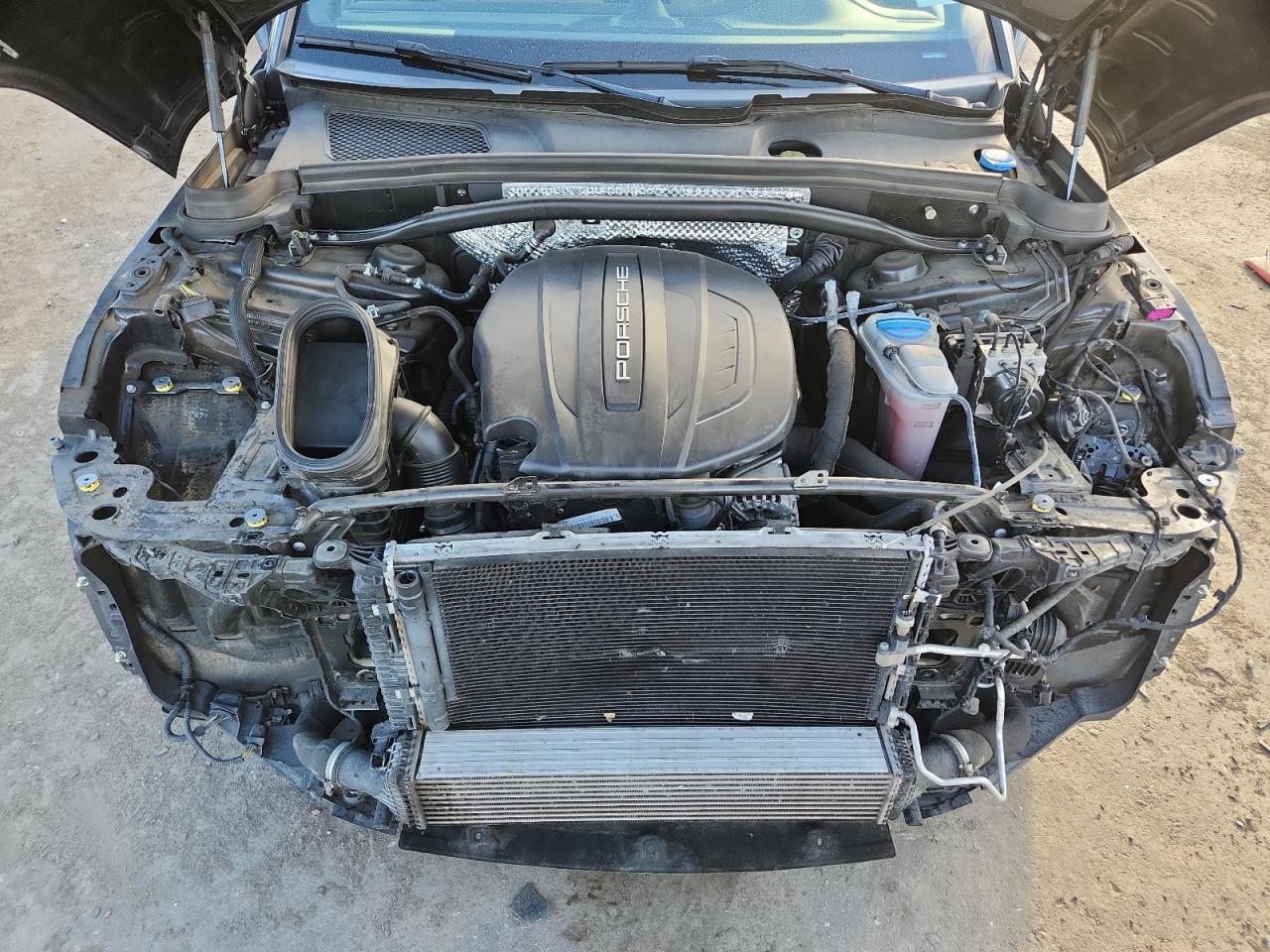 2018 Porsche Macan VIN: WP1AA2A55JLB24514 Lot: 92184205