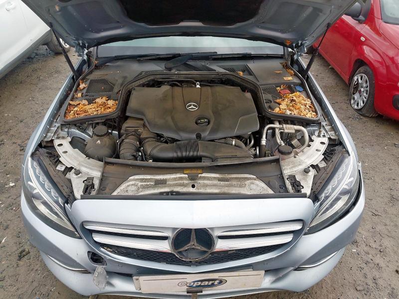 2015 MERCEDES-BENZ C CLASS C220 BLUETEC SPORT PREMIUM 4DR AUTO