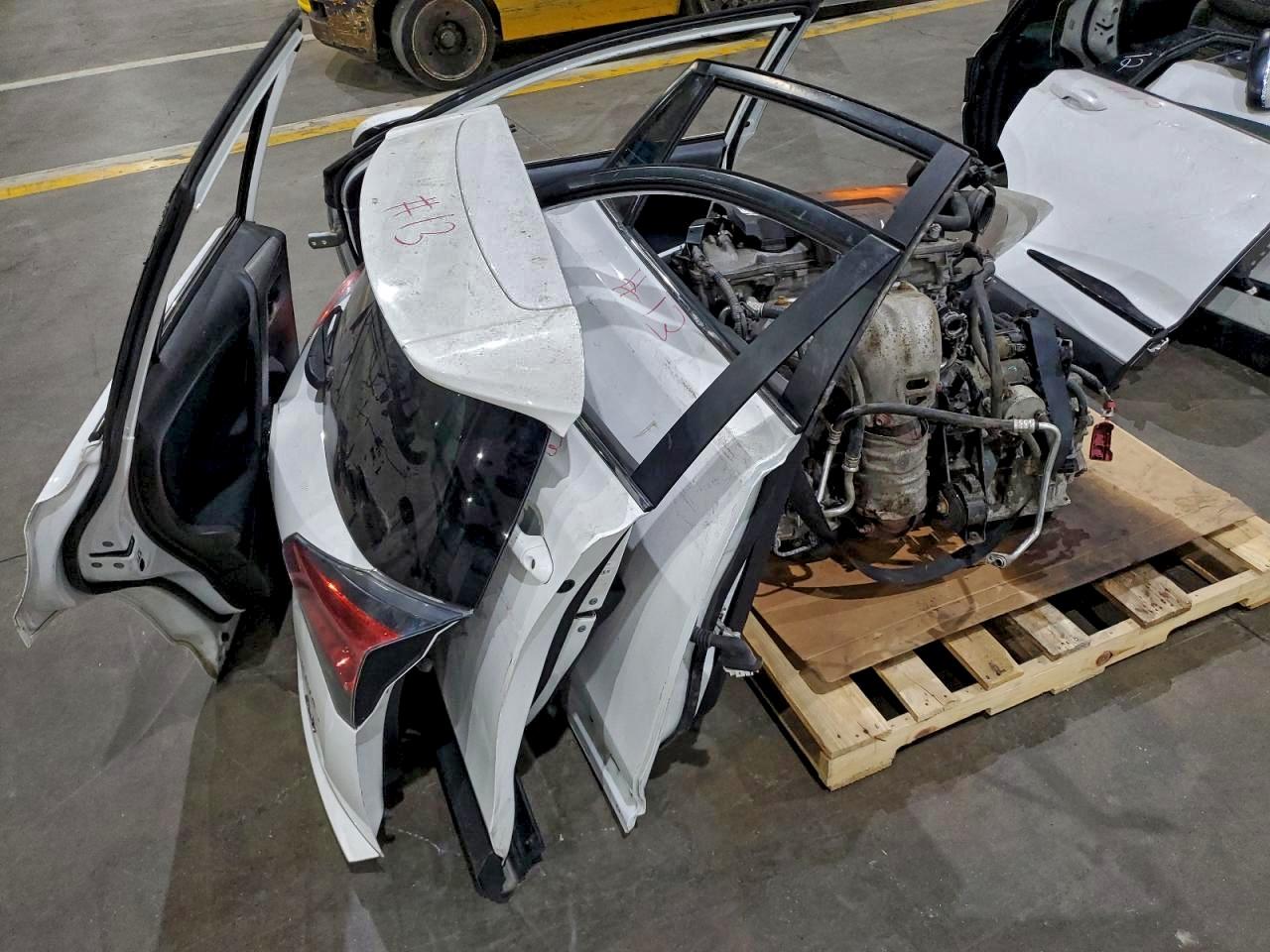 2017 Toyota Rav4 Le VIN: 2T3BFREV8HW655837 Lot: 94552625