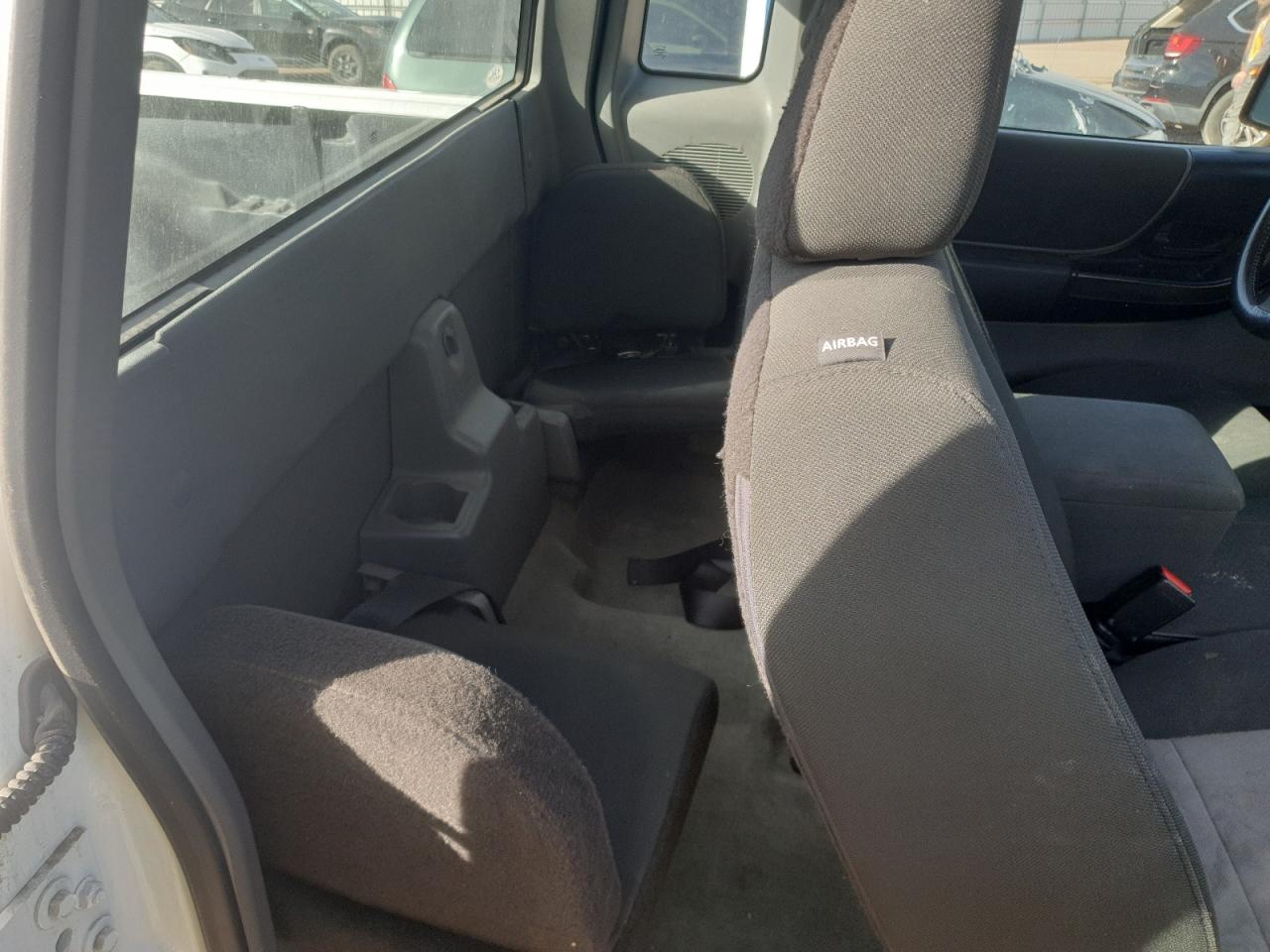 2011 Ford Ranger Super Cab VIN: 1FTLR4FE2BPA43391 Lot: 93505375